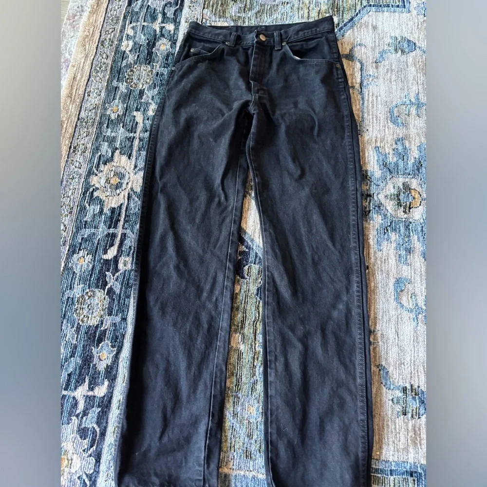 Wrangler Classic Black Women's Jeans - Picture 2 of 7